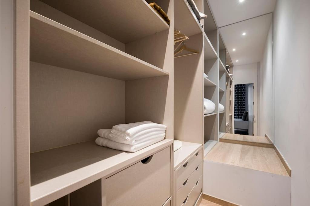 Lujoso Apartamento Cerca De Plaza Mayor Мадрид Экстерьер фото